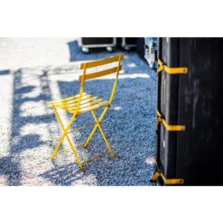 Chaise De Jardin Pliante FERMOB Bistro Métal - Miel -Jardin Meubles Soldes Boutique 010173 chaise de jardin pliante fermob bistro metal miel ambiance 4