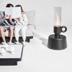 Lampe Fatboy Flamtastique - Anthracite -Jardin Meubles Soldes Boutique 104683 lampe huile fatboy flamtastique anthracite personne ambiance couple