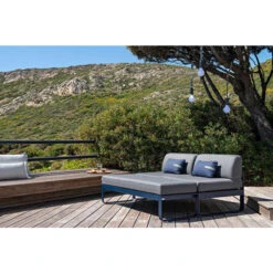 Sangle De Suspension Pour Lampe FERMOB Aplô - Bleu Acapulco -Jardin Meubles Soldes Boutique 347021 sangle suspension lampe fermob aplo bleu acapulco ambiance 2