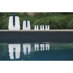 Lot De 3 Lampes Nomades FERMOB Balad H 12 Cm - Bleu Acapulco -Jardin Meubles Soldes Boutique 360221 lot 3 lampes nomades fermob balad 12cm bleu acapulco ambiance 5