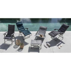 Fauteuil Relax Pliant LAFUMA Evolution BeComfort - Gris Foncé -Jardin Meubles Soldes Boutique lfm2830 fauteuil relax pliant lafuma evolution becomfort ambiance piscine