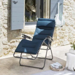 Fauteuil Relax Pliant LAFUMA Futura BeComfort XL - Bleu Encre -Jardin Meubles Soldes Boutique lfm3131.8900 fauteuil relax pliant lafuma futura becomfort xl bleu encre ambiance 2