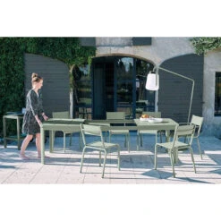 Table De Jardin 10 Personnes Avec 2 Rallonges FERMOB Oléron 155 / 255 X 100 Cm - Cerise Noire -Jardin Meubles Soldes Boutique oleron cactus maillane bookgss2020 sebastien erome 1 min 8